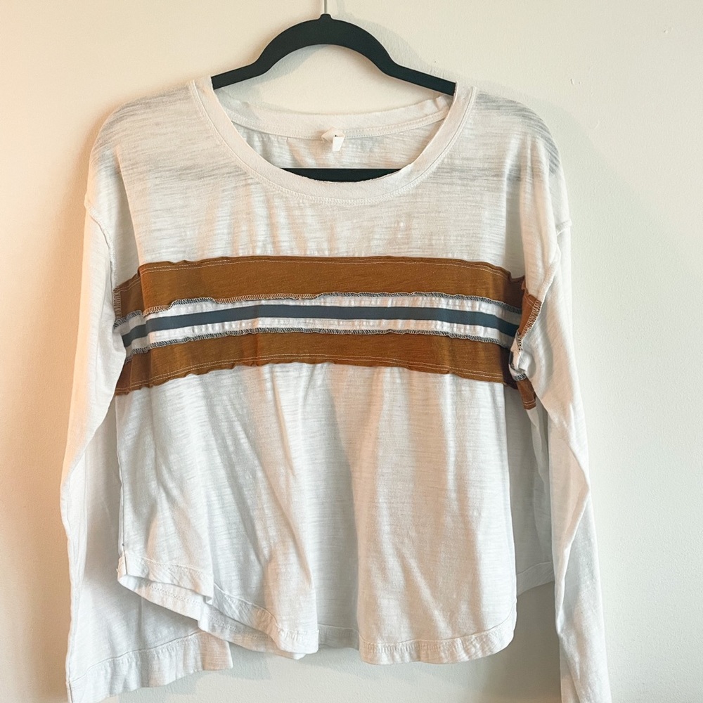 Roolee Long Sleeve Lightweight cropped tshirt